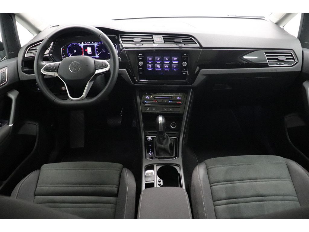 Volkswagen Touran 2024