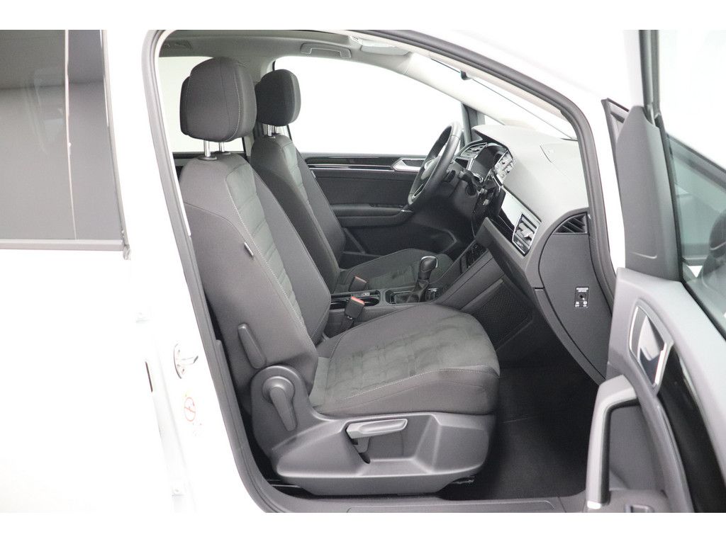 Volkswagen Touran 2024