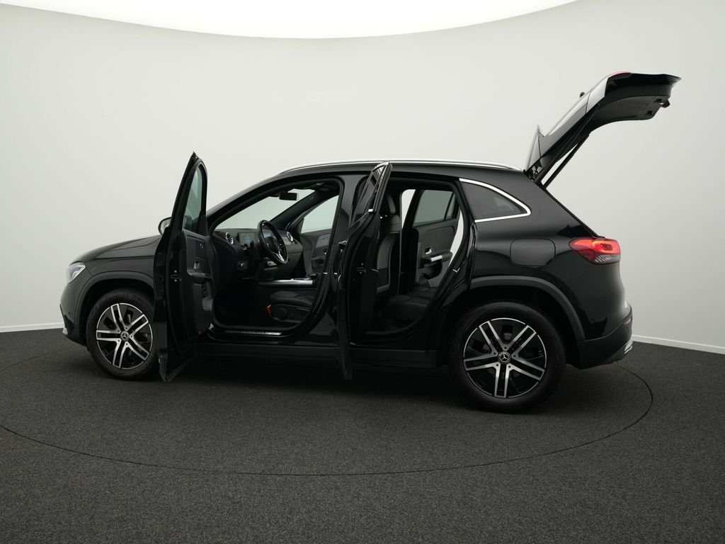 Mercedes-Benz GLA 180 2021