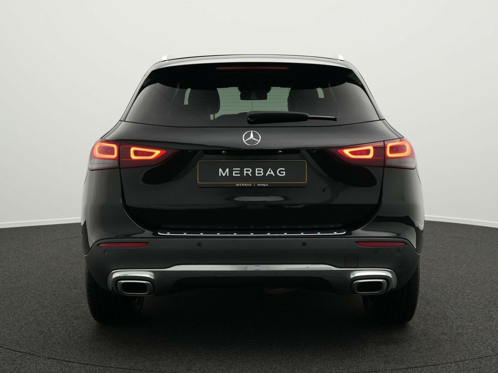 Mercedes-Benz GLA 180 2021