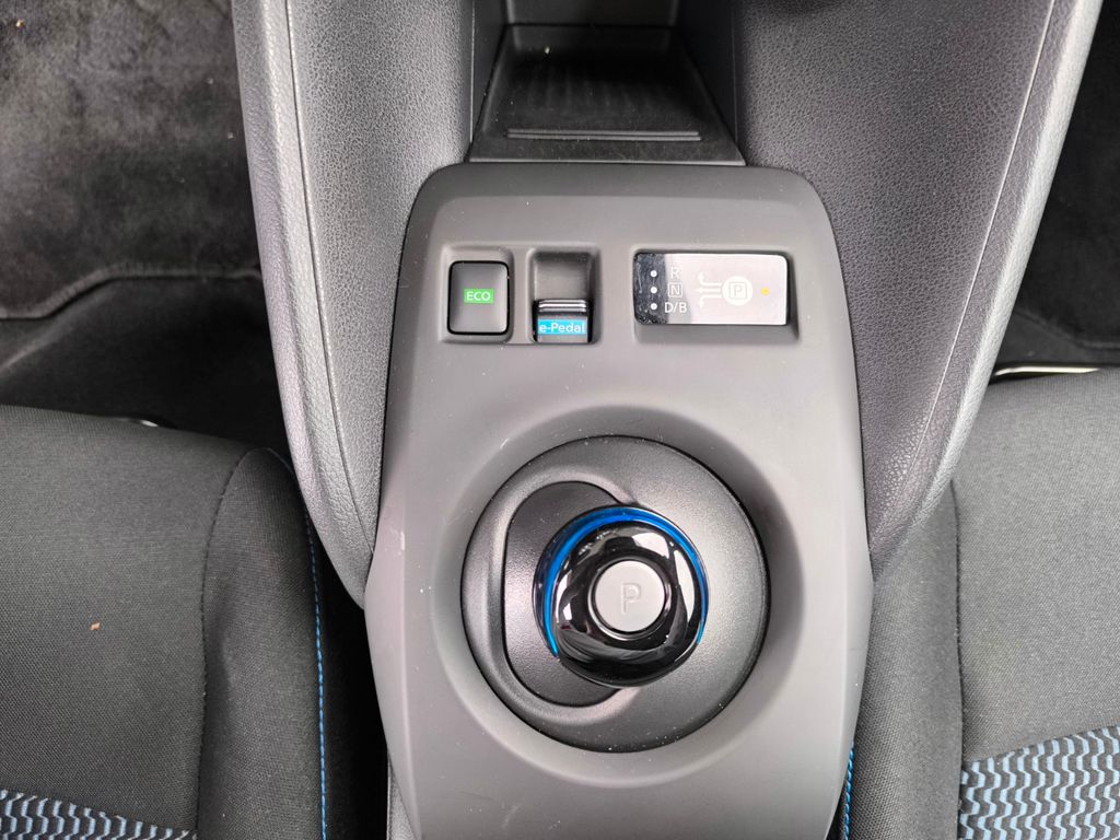 Nissan Leaf 2021