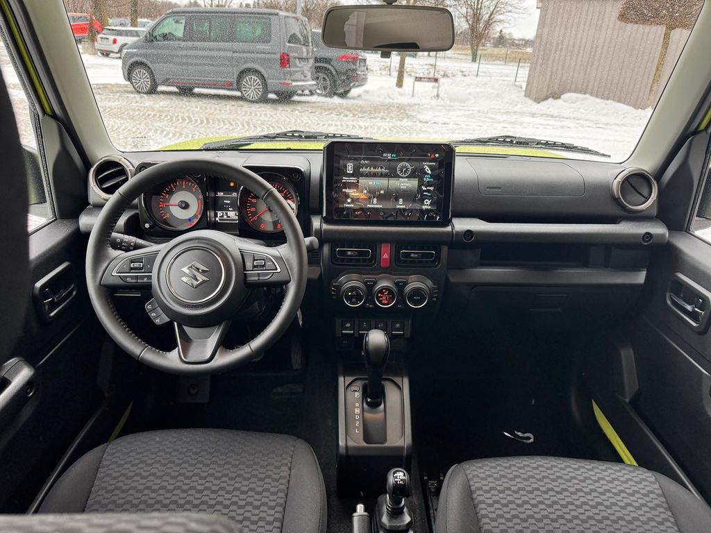 Suzuki Jimny 2025