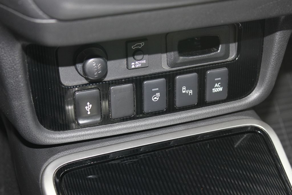 Mitsubishi Plug-in Hybrid Outlander 2019