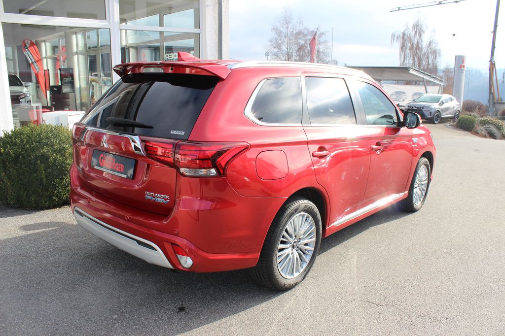 Mitsubishi Plug-in Hybrid Outlander 2019