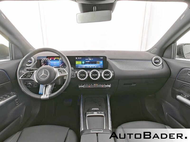 Mercedes-Benz GLA 180 2024