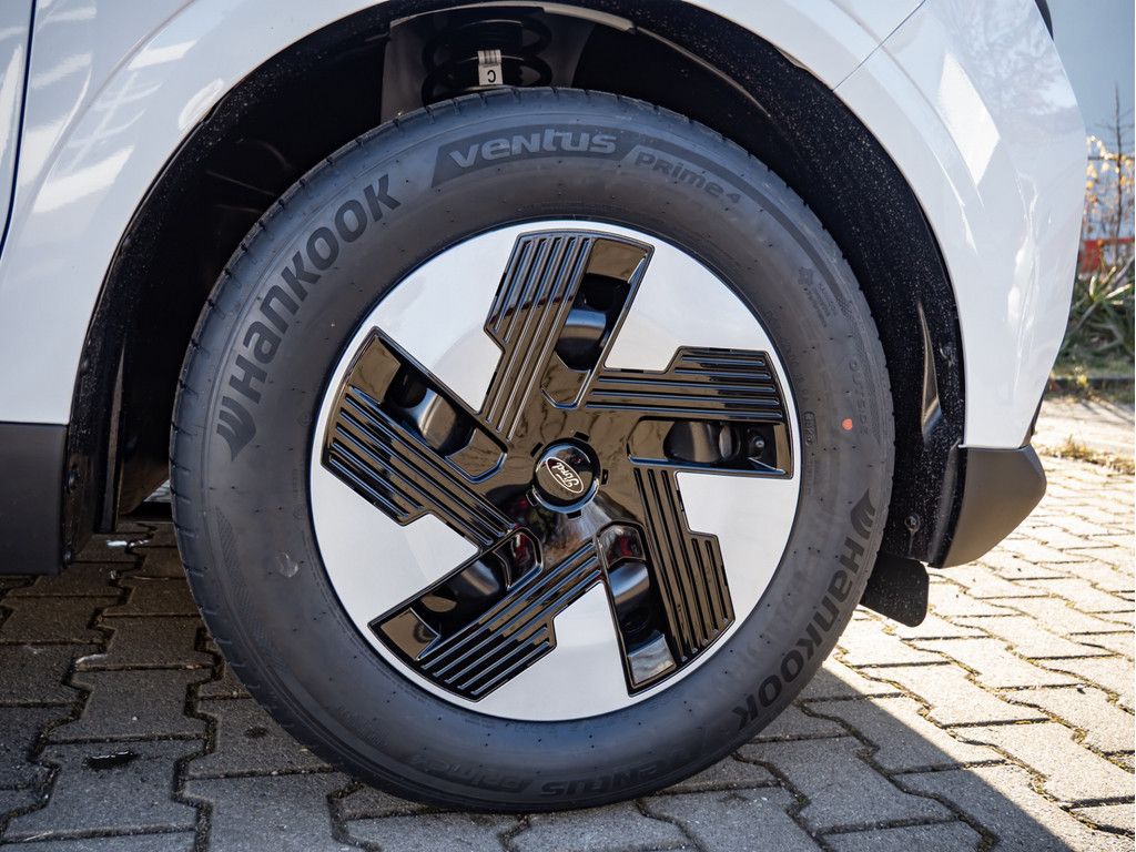 Ford Transit Courier 2025