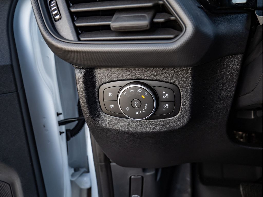 Ford Transit Courier 2025