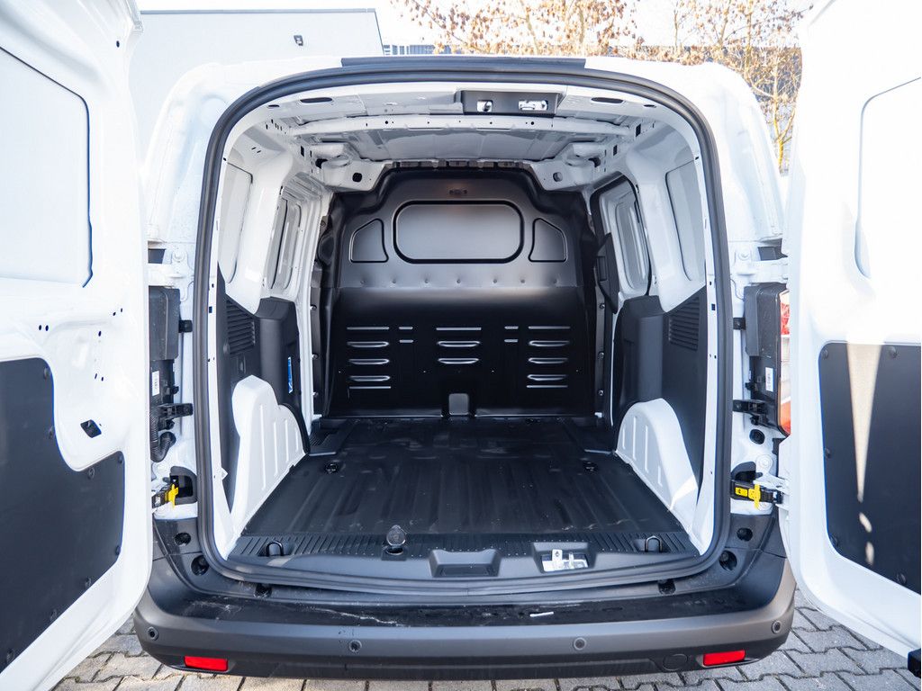 Ford Transit Courier 2025