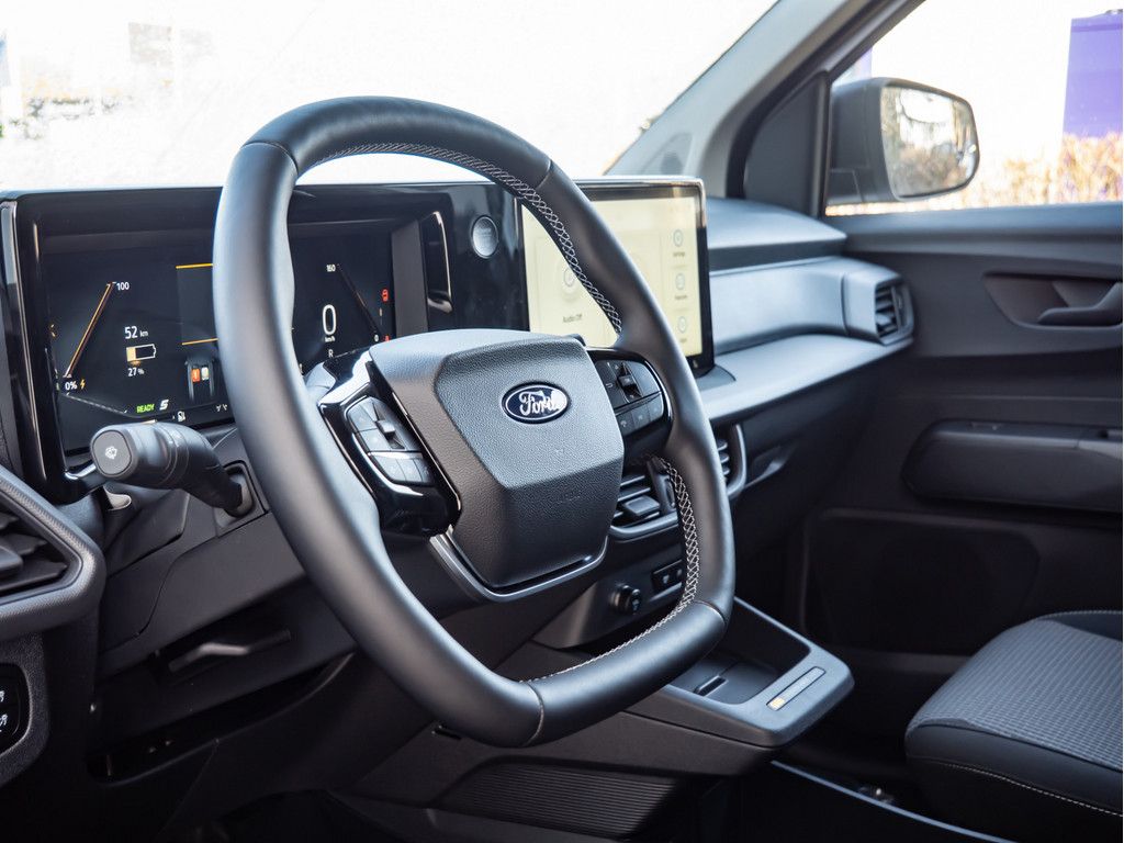 Ford Transit Courier 2025
