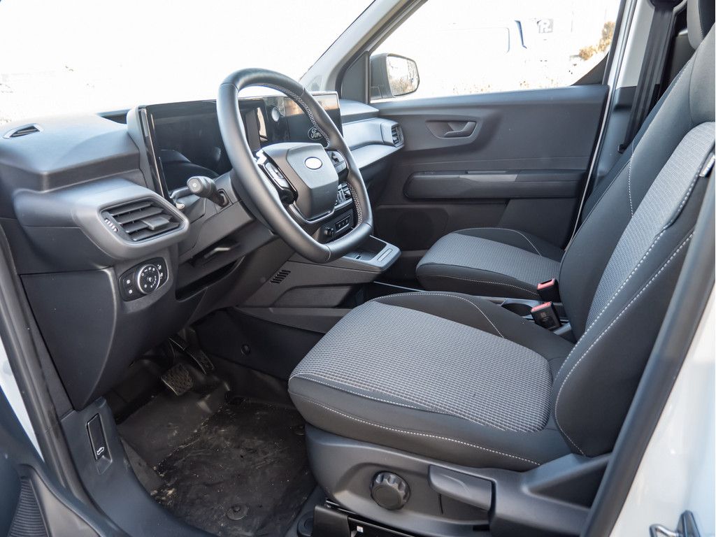 Ford Transit Courier 2025