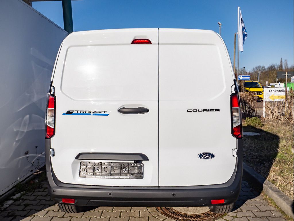 Ford Transit Courier 2025