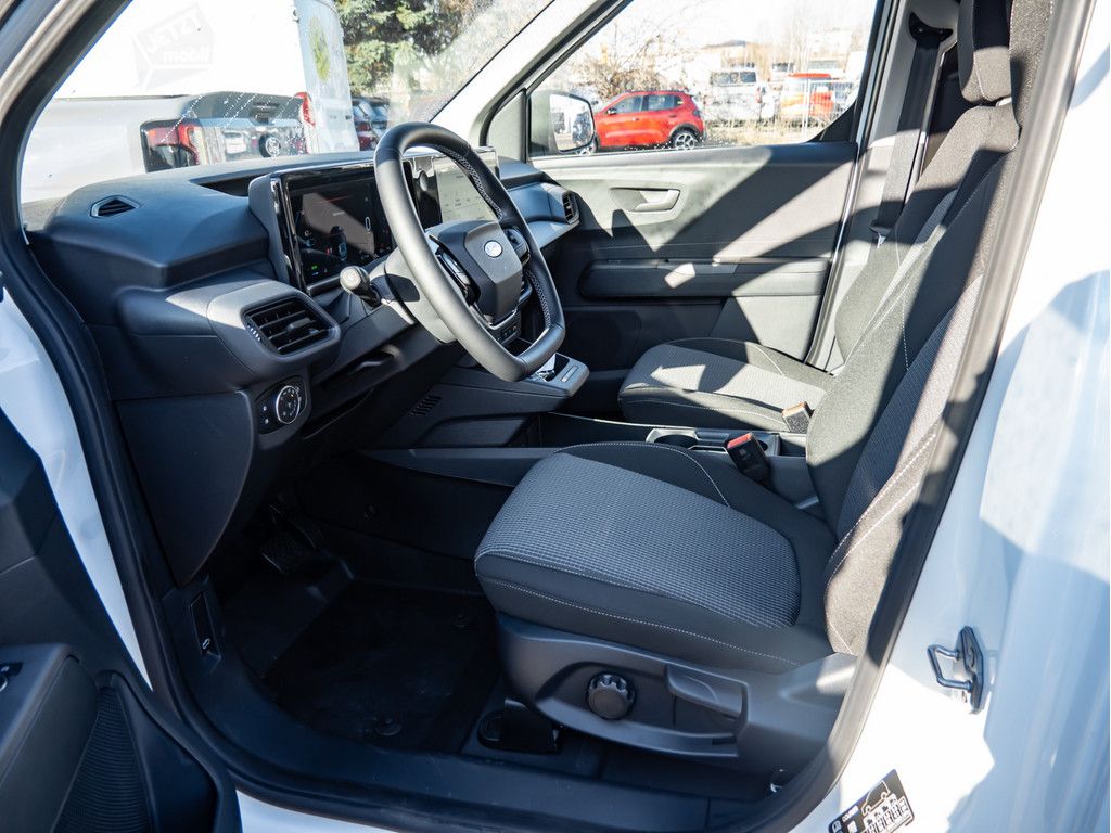 Ford Transit Courier 2025