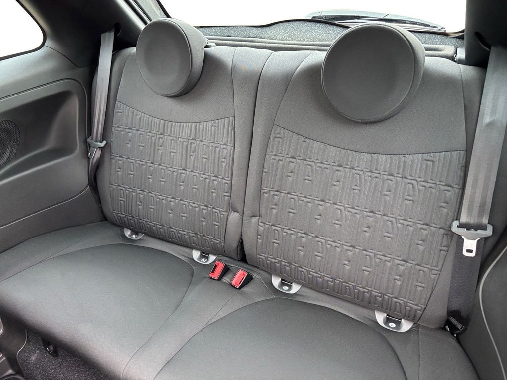 Fiat 500 2024