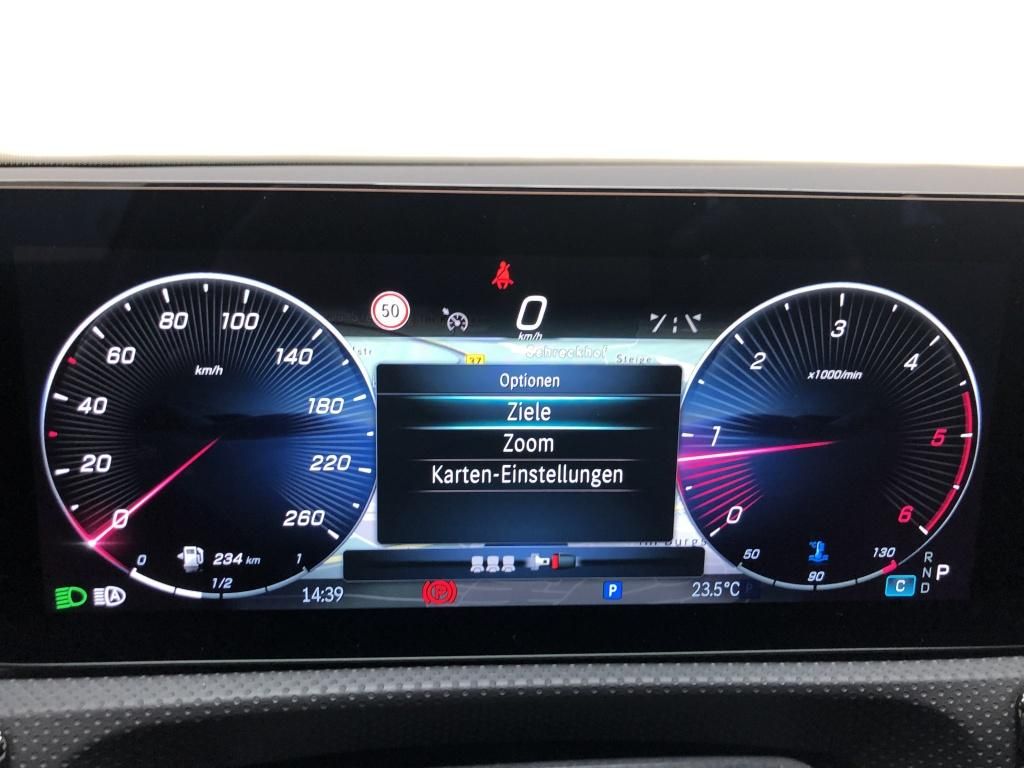 Mercedes-Benz A 200 2024