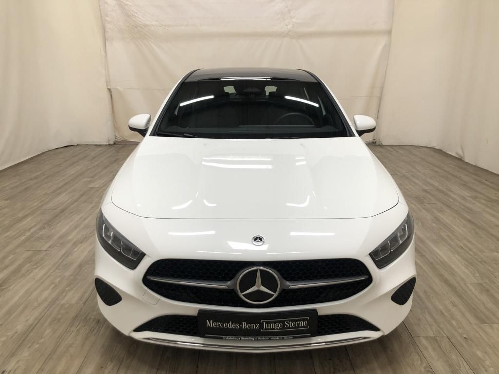 Mercedes-Benz A 200 2024