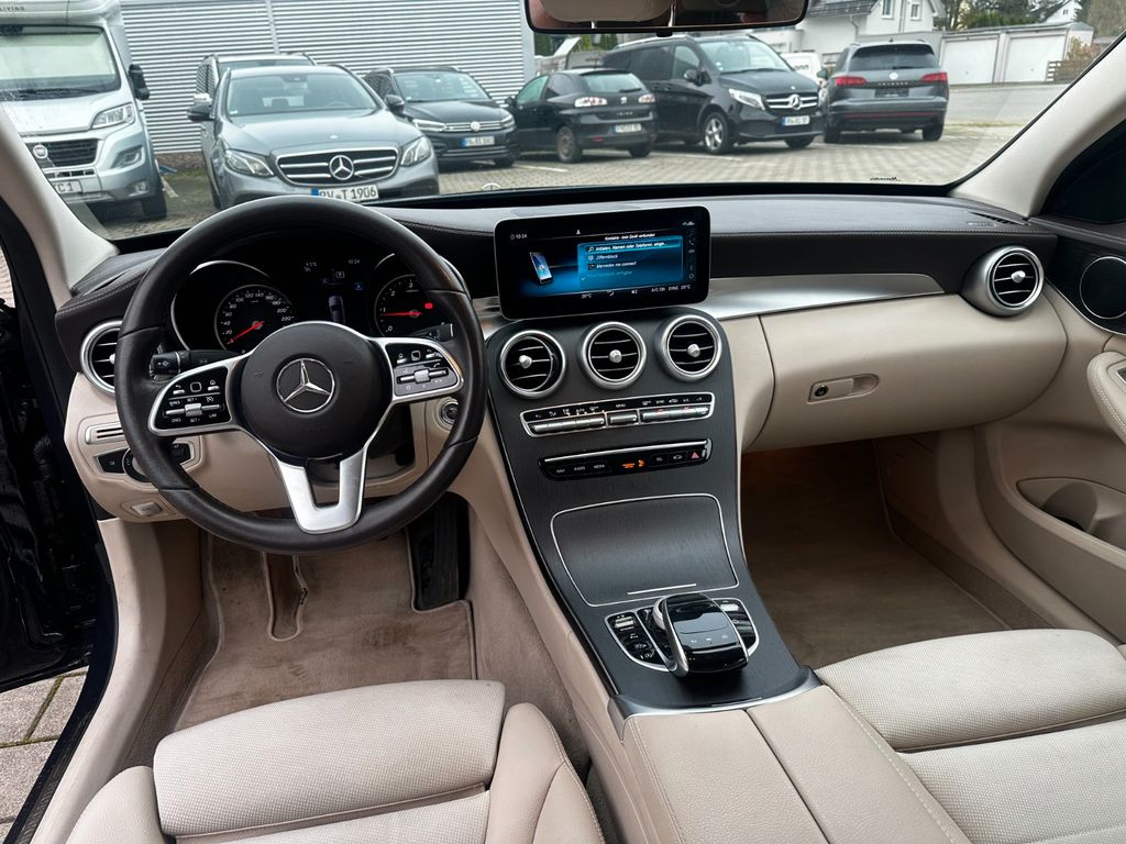 Mercedes-Benz C 180 2021