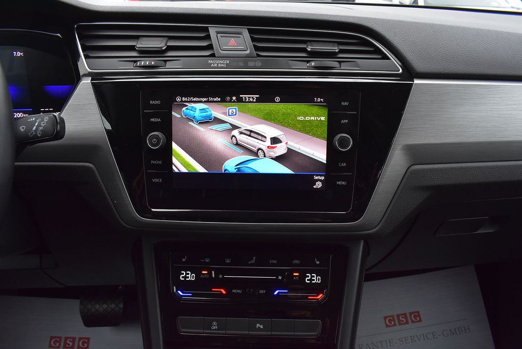 Volkswagen Touran 2024