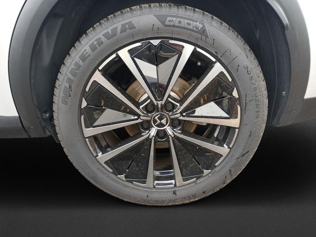 DS Automobiles DS7 (Crossback) 2023