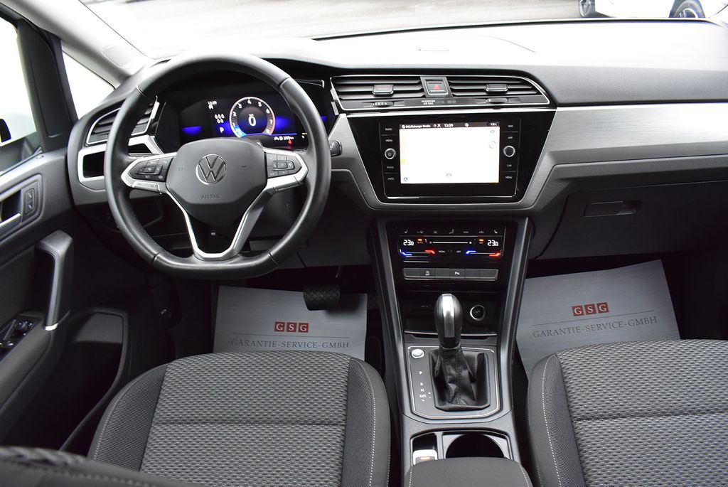 Volkswagen Touran 2024