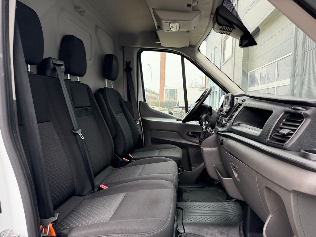 Ford Transit 2022