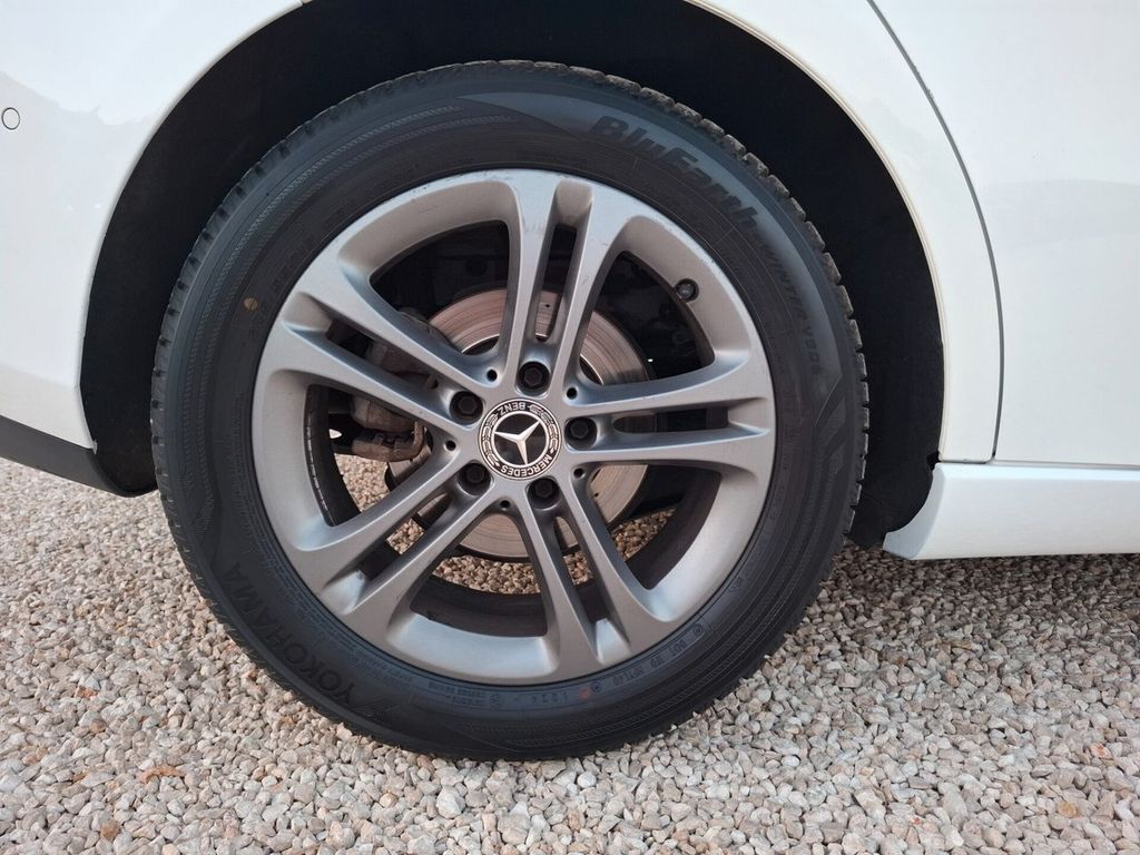 Mercedes-Benz B 180 2020