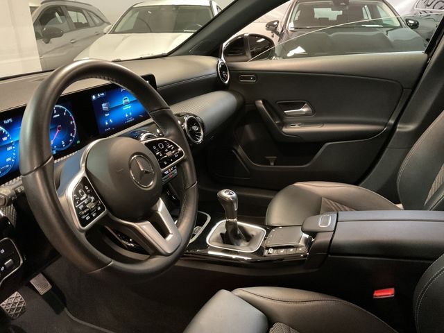 Mercedes-Benz A 180 2021