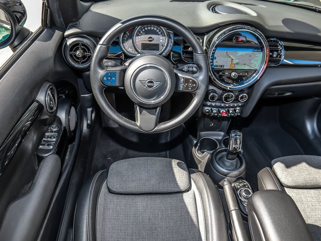 MINI Cooper Cabrio 2022