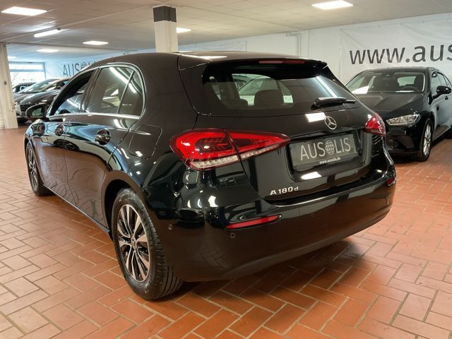 Mercedes-Benz A 180 2021