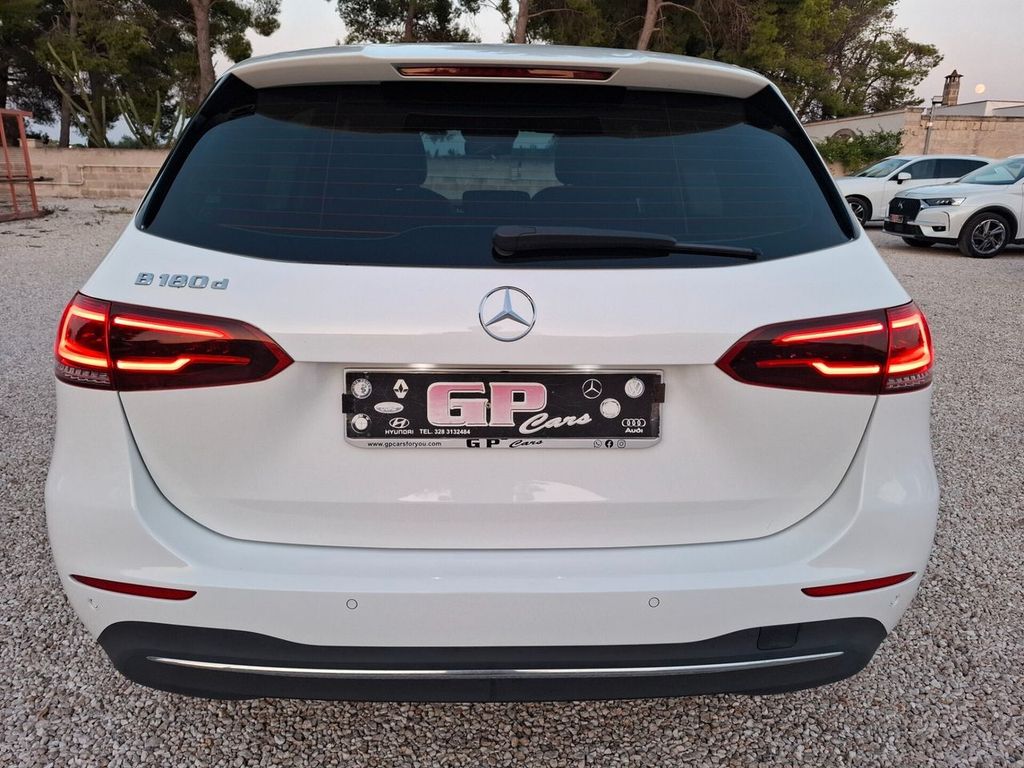 Mercedes-Benz B 180 2020