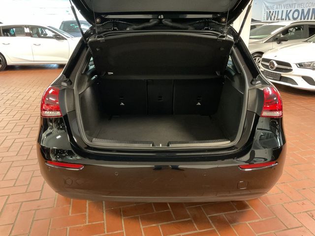 Mercedes-Benz A 180 2021