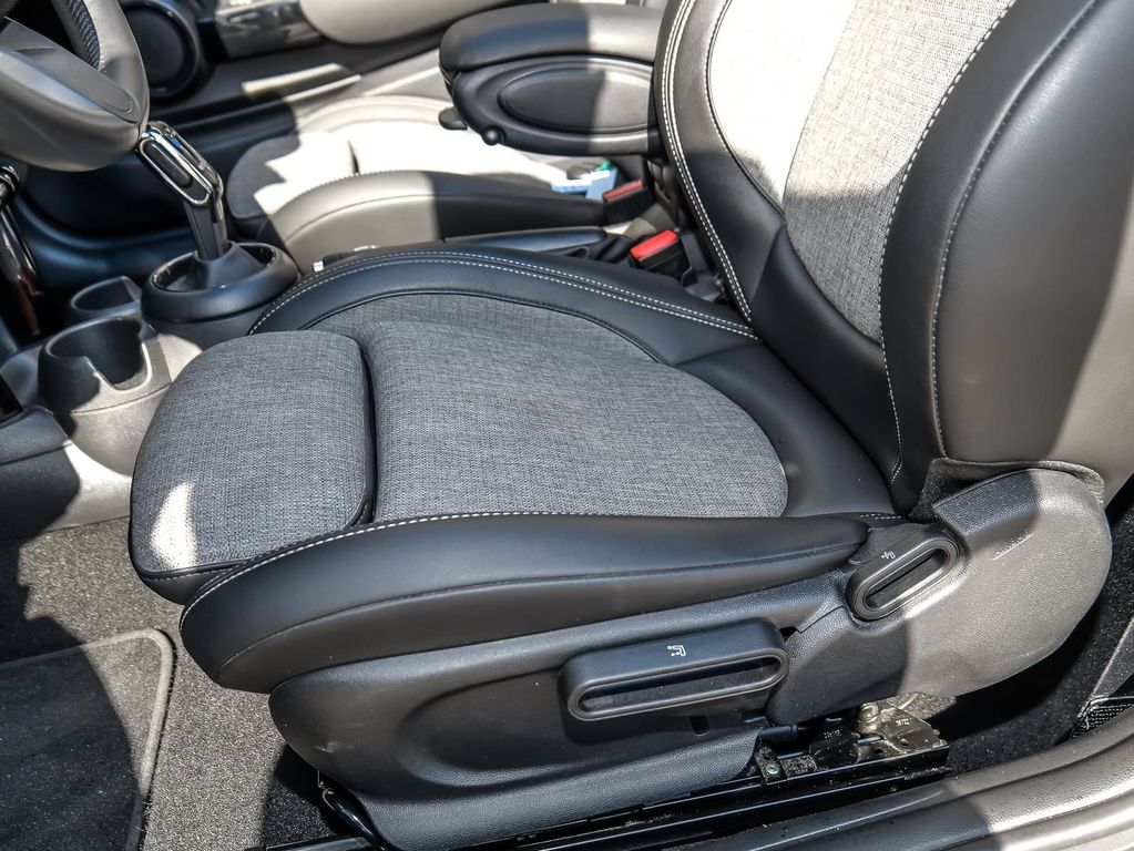 MINI Cooper Cabrio 2022