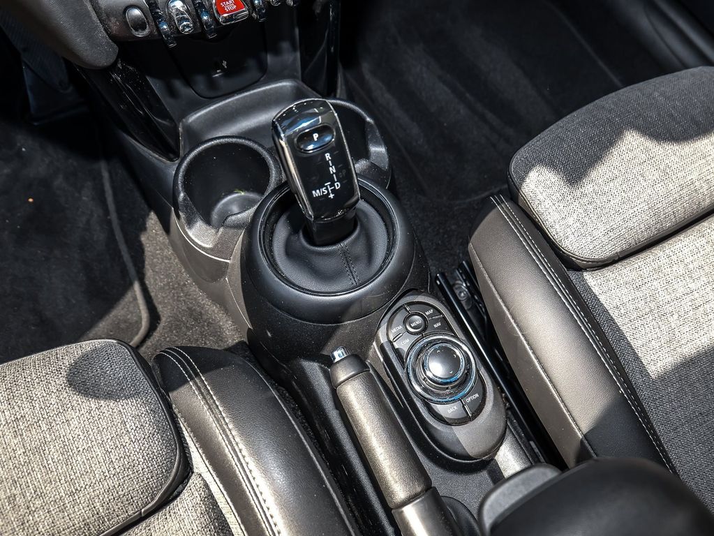 MINI Cooper Cabrio 2022