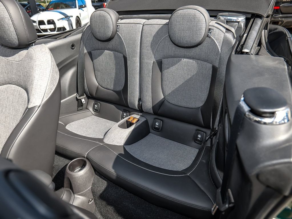 MINI Cooper Cabrio 2022