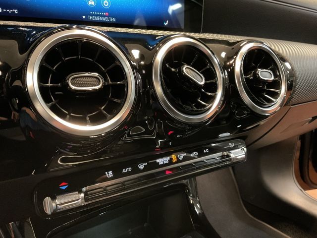 Mercedes-Benz A 180 2021