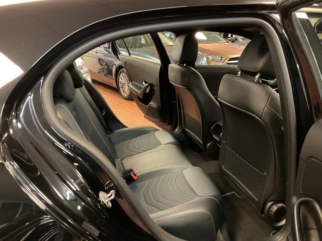 Mercedes-Benz A 180 2021