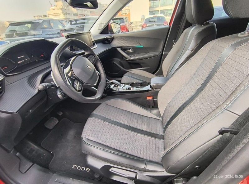 Peugeot 2008 2021