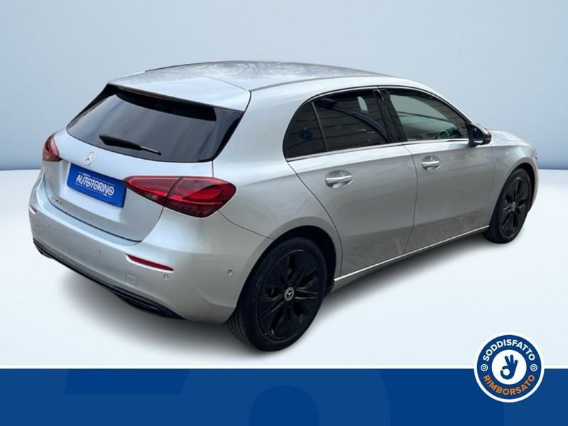 Mercedes-Benz A 180 2024