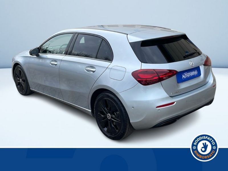 Mercedes-Benz A 180 2024