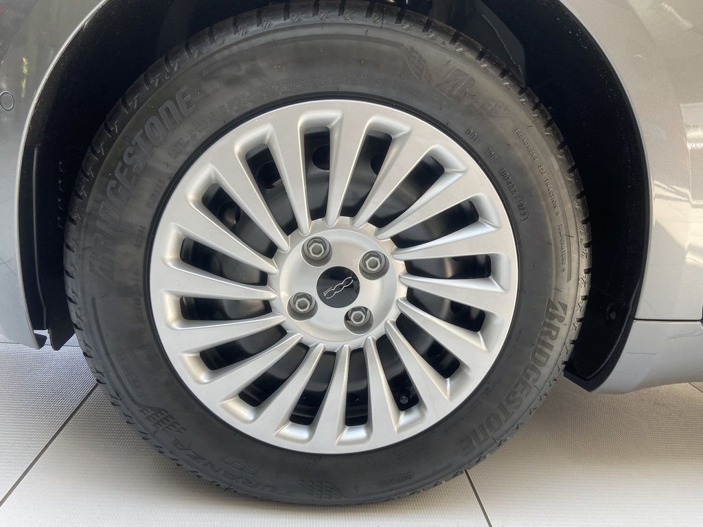 Fiat 500e 2023