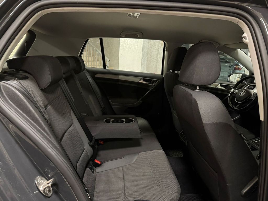 Volkswagen Golf 2016