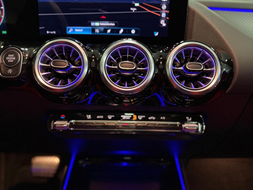 Mercedes-Benz GLA 200 2022