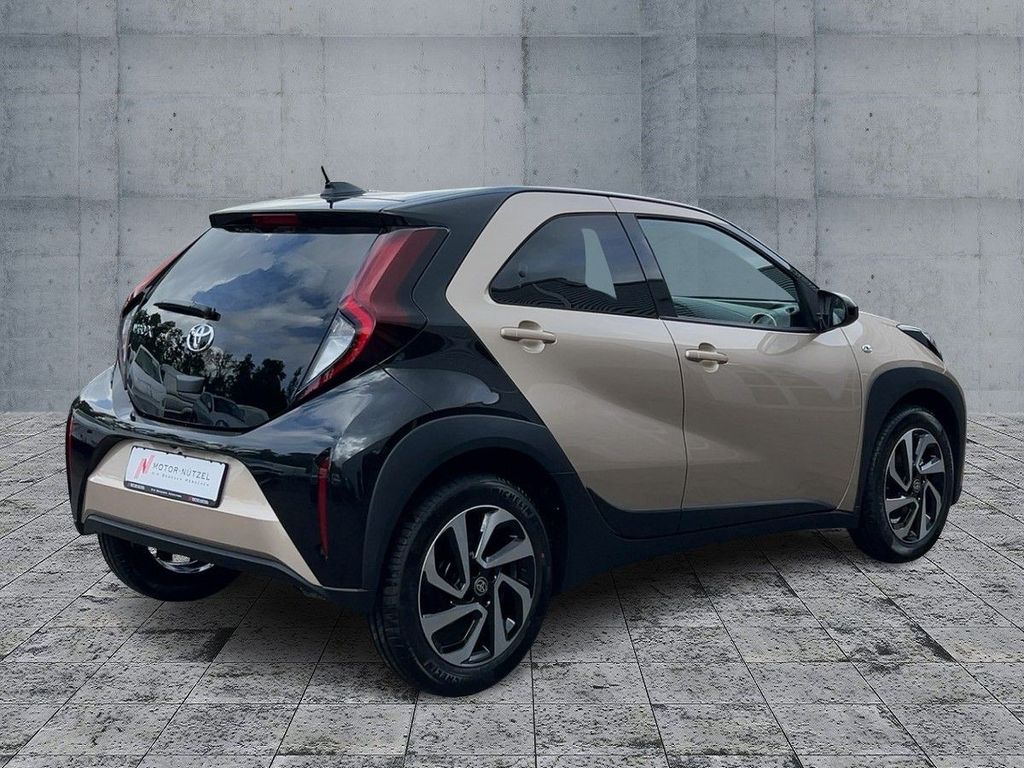 Toyota Aygo (X)