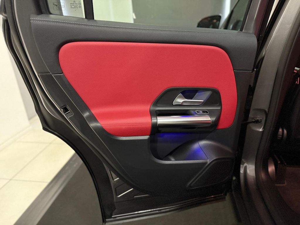 Mercedes-Benz GLA 200 2022