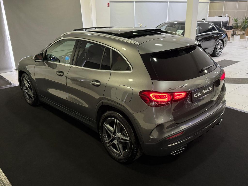 Mercedes-Benz GLA 200 2022