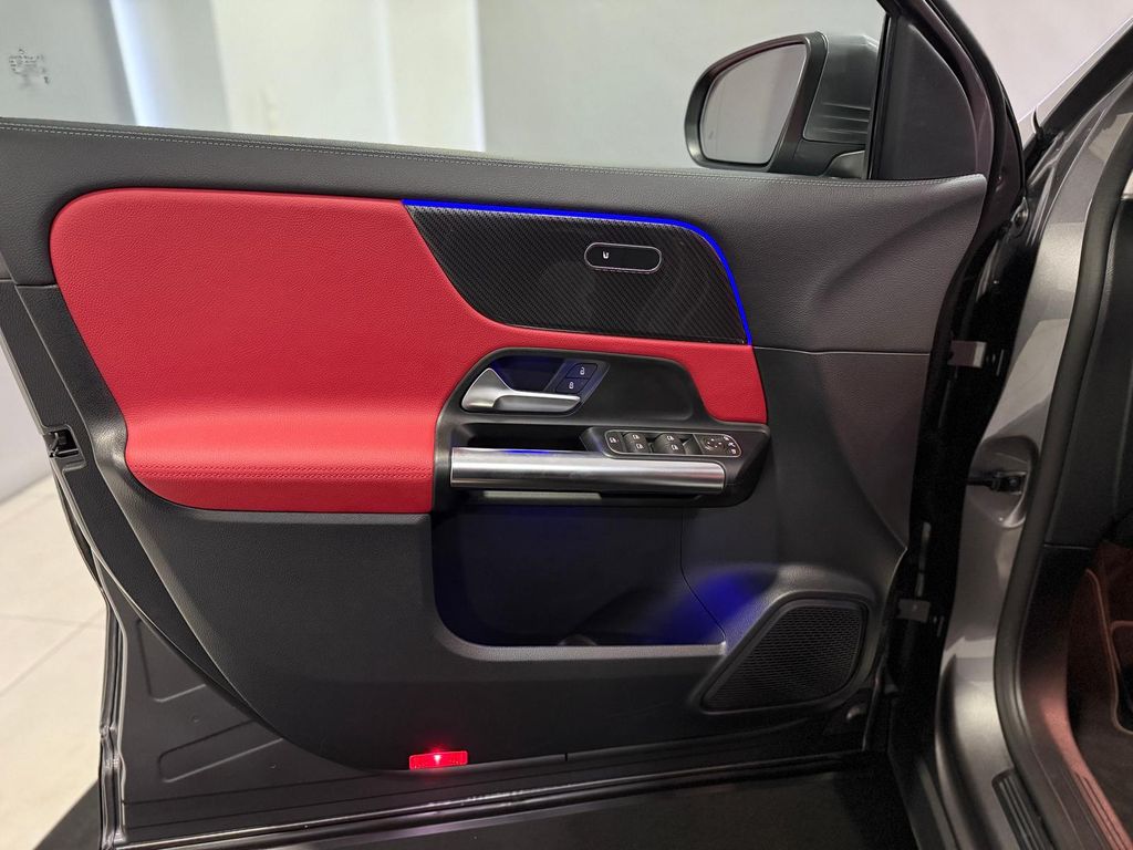 Mercedes-Benz GLA 200 2022