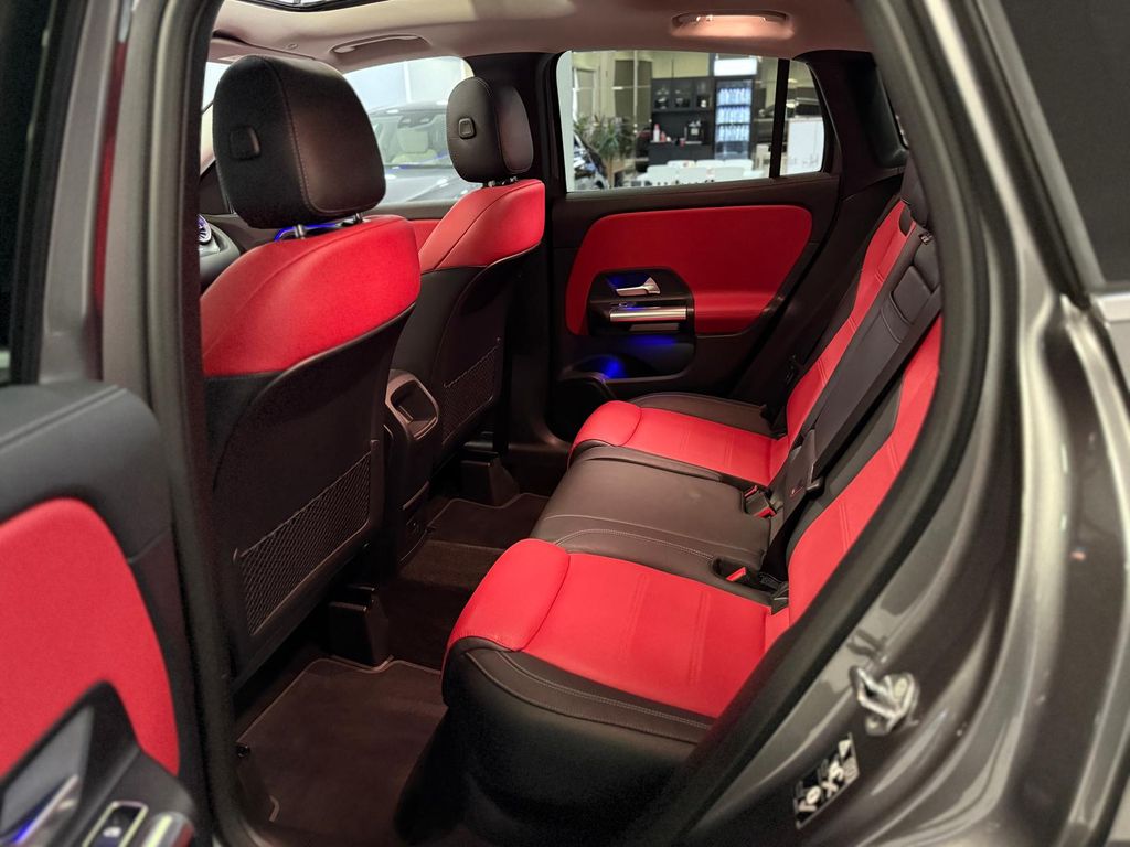 Mercedes-Benz GLA 200 2022