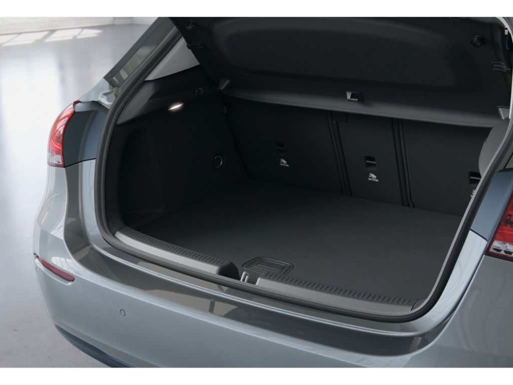 Mercedes-Benz A 250 2021