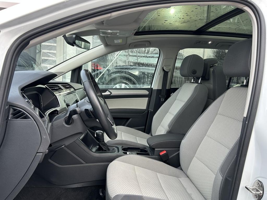 Volkswagen Touran 2024