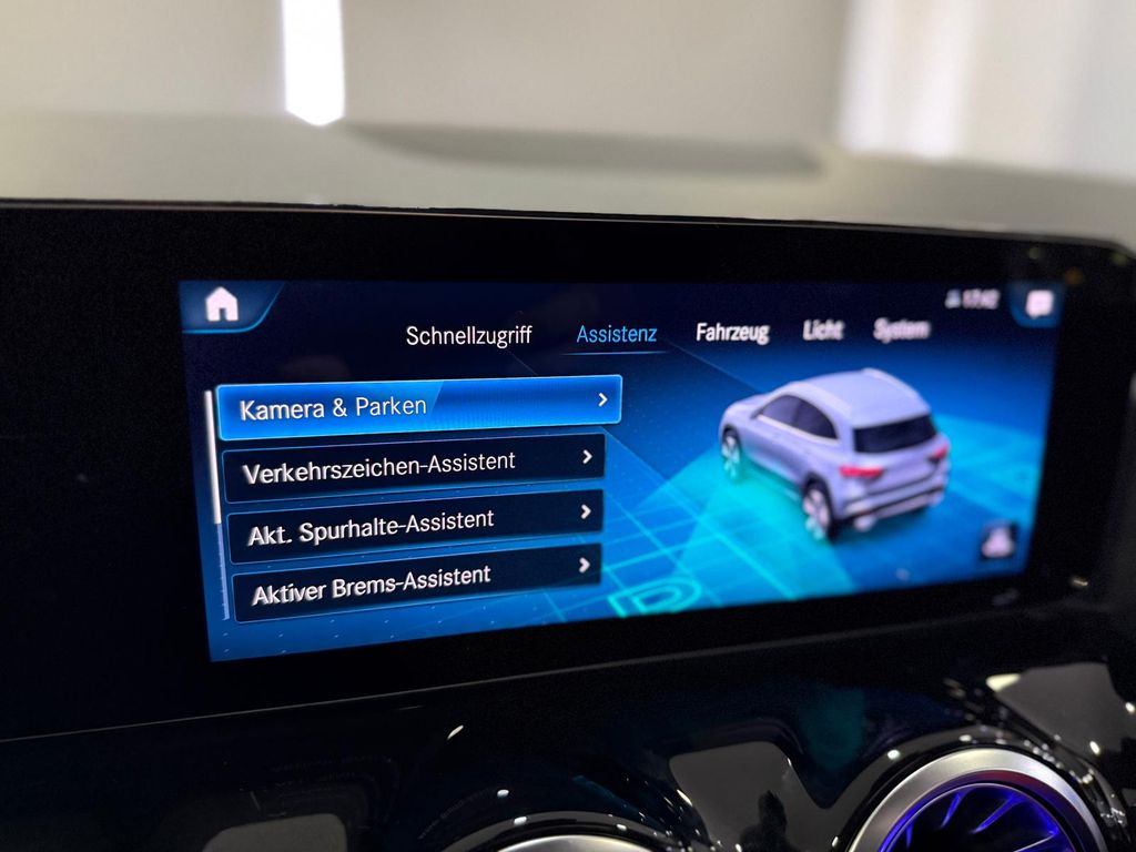 Mercedes-Benz GLA 200 2022