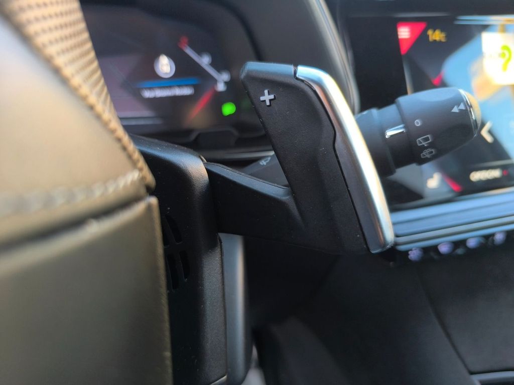 DS Automobiles DS7 (Crossback) 2021